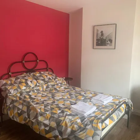Jacks - Cosy In The Heart Of *