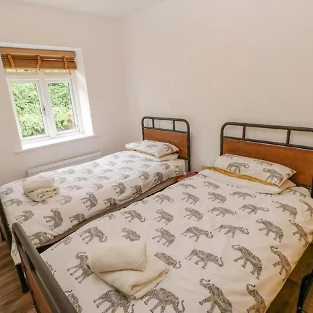 Jacks - Cosy In The Heart Of
