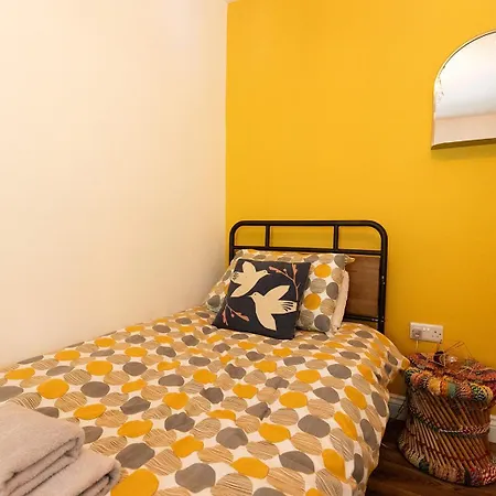 Jacks - Cosy In The Heart Of ريتشموند