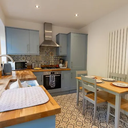 Jacks - Cosy In The Heart Of Holiday home *