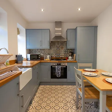 Jacks - Cosy In The Heart Of Holiday home *